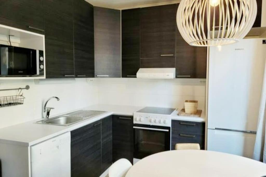 Modern Apartment With Free Parking & Sauna Ylojarvi エクステリア 写真
