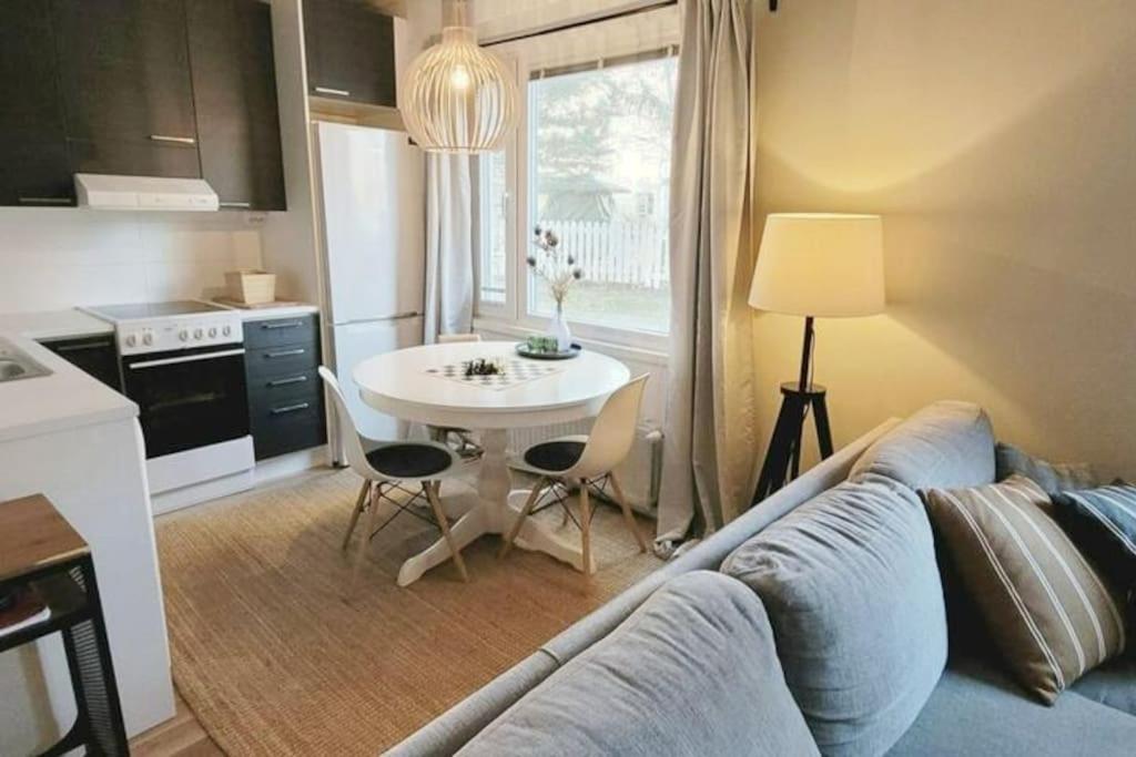 Modern Apartment With Free Parking & Sauna Ylojarvi エクステリア 写真