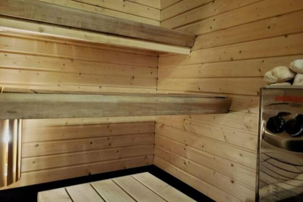 Modern Apartment With Free Parking & Sauna Ylojarvi エクステリア 写真